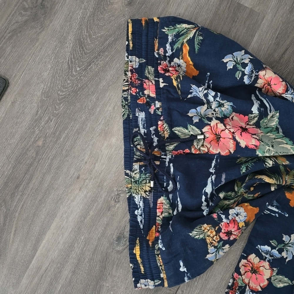 Navy Tropical Floral Wide-Leg Pants - Picture 3 of 3